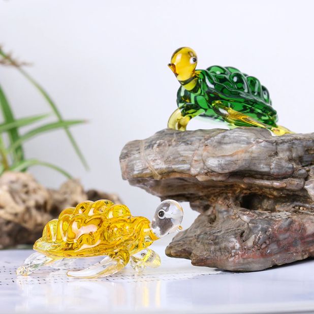 żółwie ze szkła figurki